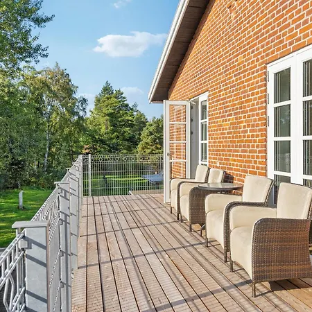 בית נופש Amazing In Vaeggerlose With Sauna *